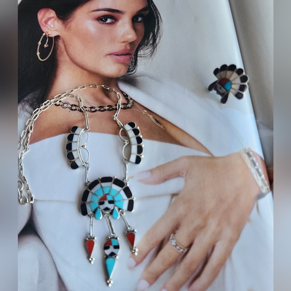 Elegant Zuni Sterling Silver and Turquoise Necklace Set (Comes w/ Matching Ring) - Picture 3 of 8